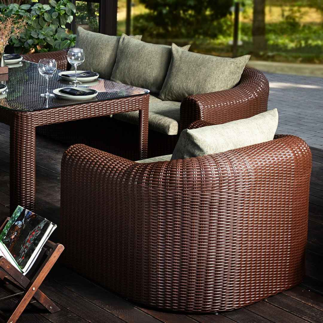 Velká hybridní jídelní sestava AMPIR FAMILY Terico. Skládá se z 5 kusů. Klikněte pro zobrazení podrobných informací.